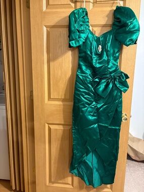 Vintage Alfred Angelo Emerald Green Satin Puff-Sleeve Midi Dress